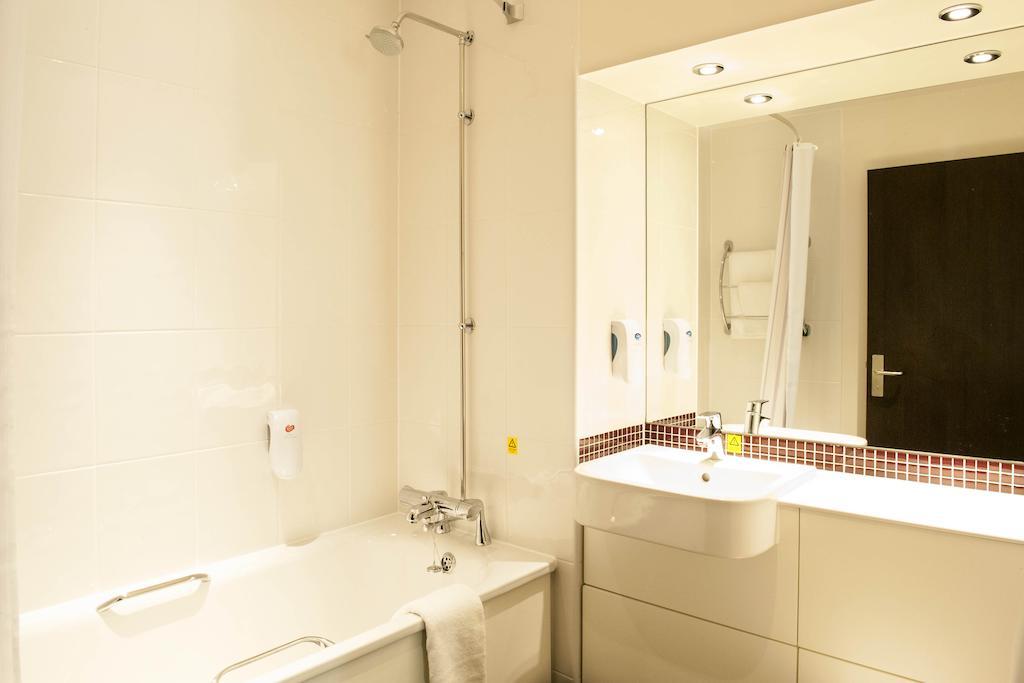 Premier Inn Barrow In Furness Cameră foto